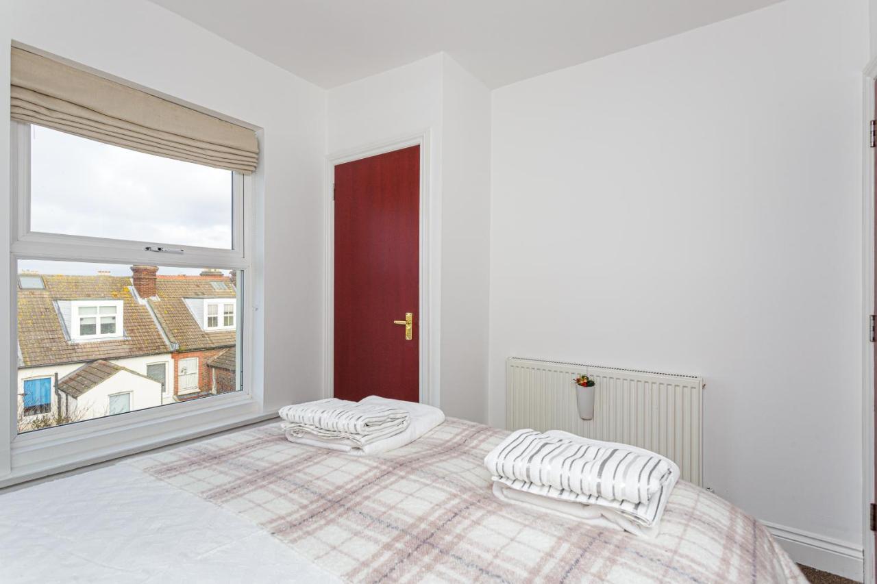 ลักชัวรี กรานาดา อพาร์ตเมนต์ Apartment พอร์ตสมัธ ภายนอก รูปภาพ