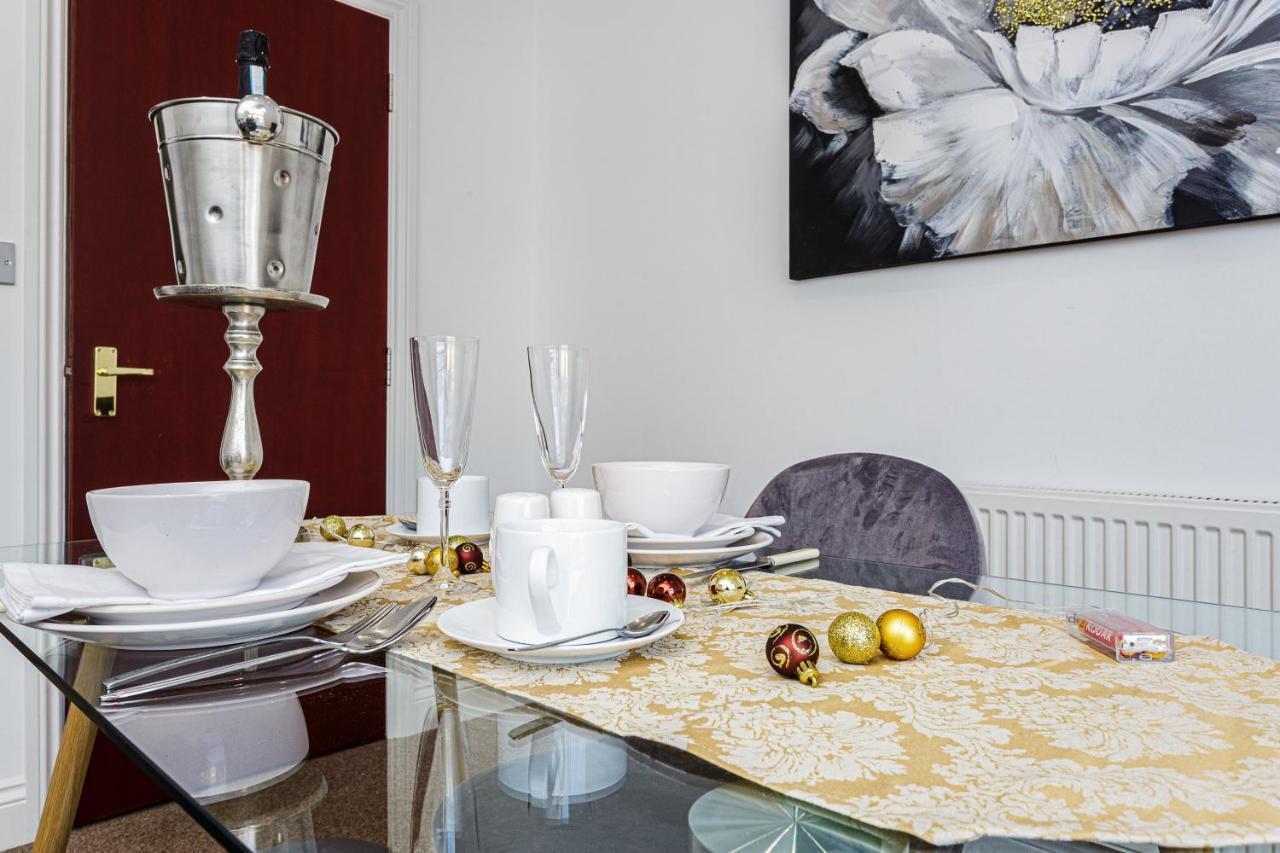 ลักชัวรี กรานาดา อพาร์ตเมนต์ Apartment พอร์ตสมัธ ภายนอก รูปภาพ