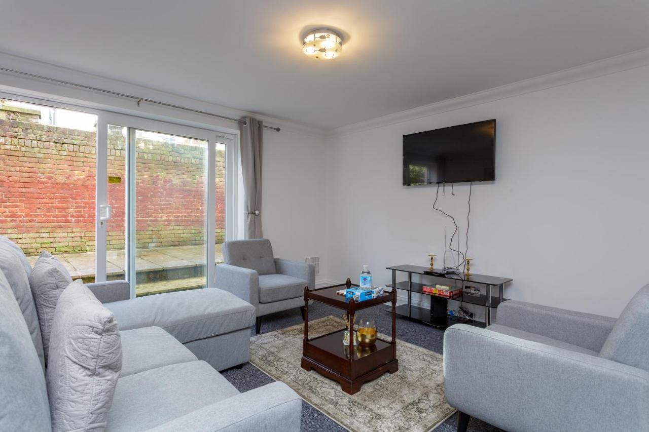 ลักชัวรี กรานาดา อพาร์ตเมนต์ Apartment พอร์ตสมัธ ห้อง รูปภาพ