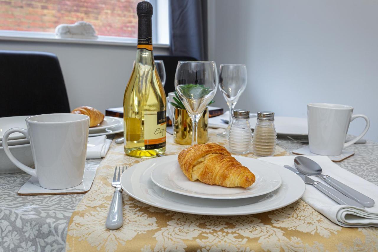 ลักชัวรี กรานาดา อพาร์ตเมนต์ Apartment พอร์ตสมัธ ห้อง รูปภาพ