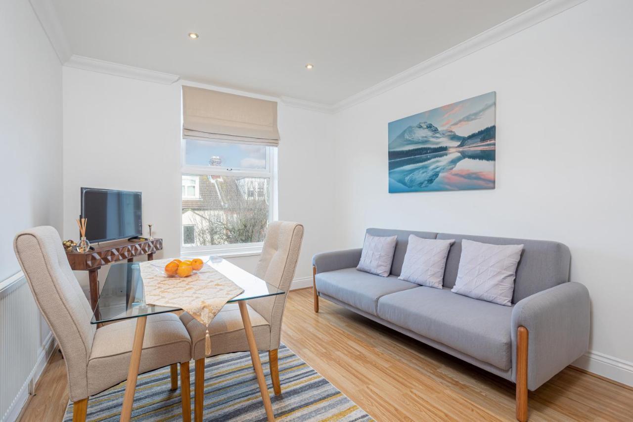 ลักชัวรี กรานาดา อพาร์ตเมนต์ Apartment พอร์ตสมัธ ภายนอก รูปภาพ